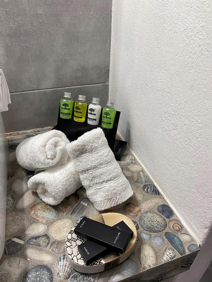 Milos Gem Suites Inn Πάχαινα Εξωτερικό φωτογραφία